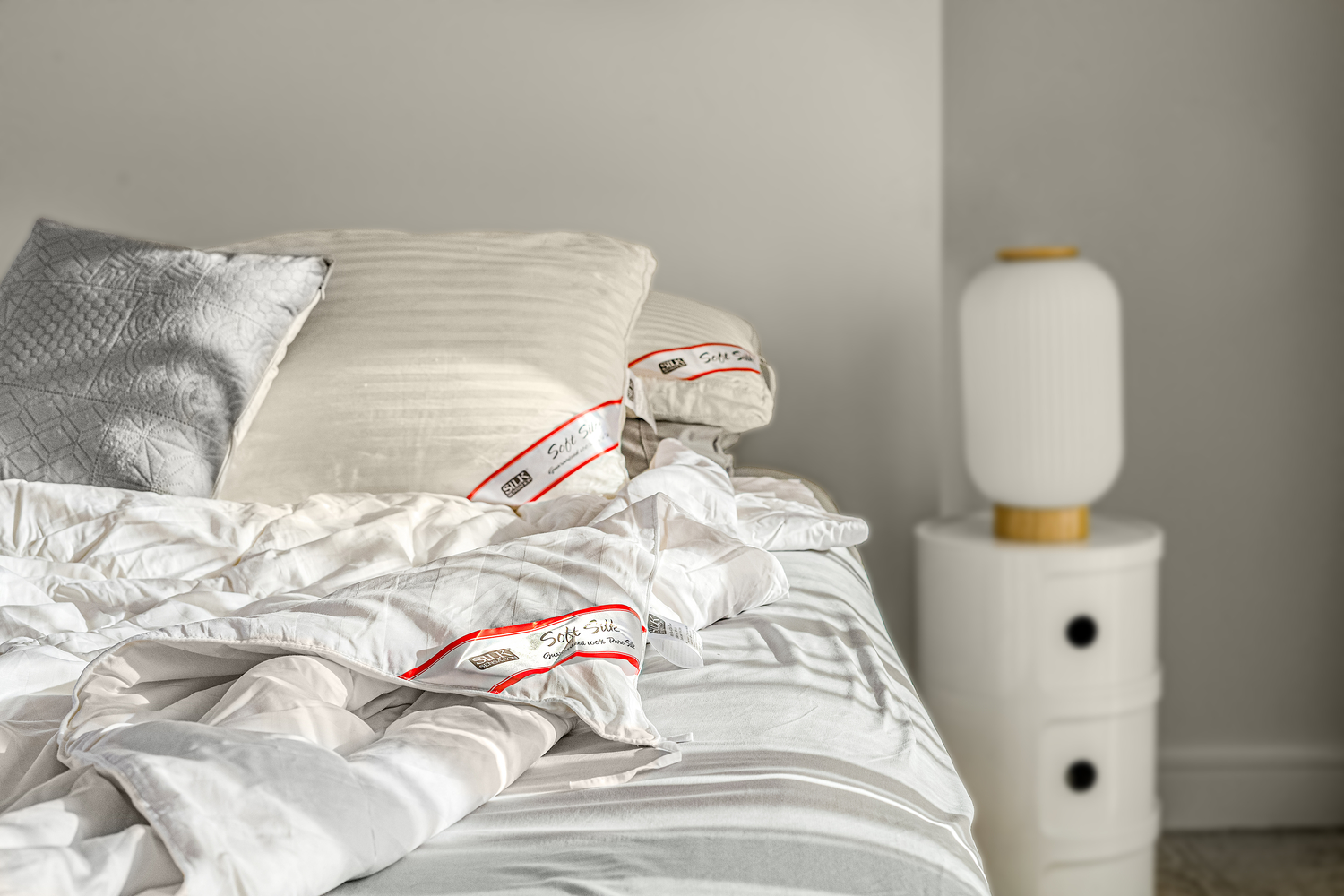 50/50 Silk Pillow image 2